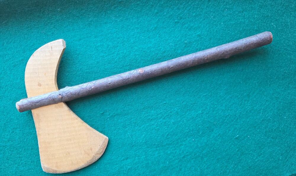 Vintage 1940-1850 Yellowstone Park Travel Souvenir Tomahawk Handmade Wood 13"